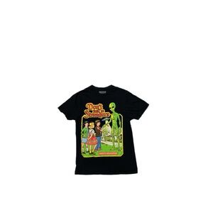 Steven Rhodes “Don’t Talk to Strangers” Alien Graphic T-Shirt